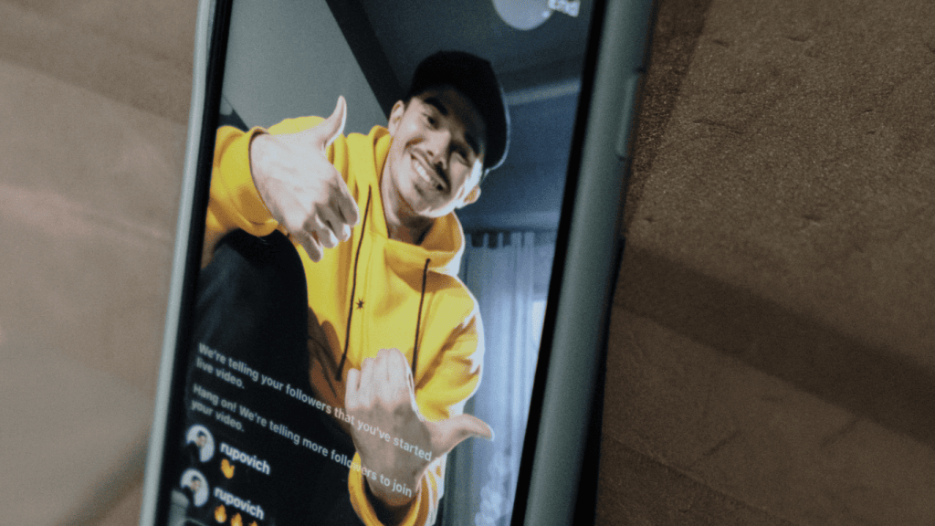 How to Use Instagram Live to Boost Social Media Engagement